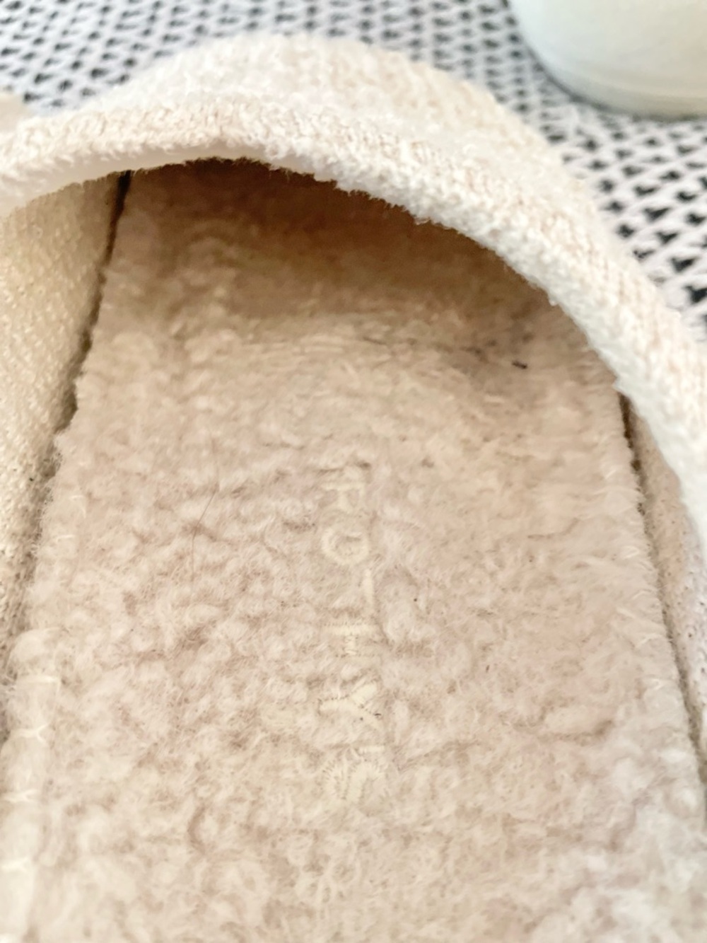 Rothys The Cozy Clog Honeybun Boucle Cream Ivory Slipper Shoes Size 10 - Picture 5 of 13